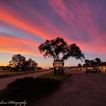 Sunset Lodge Эсканаба Экстерьер фото