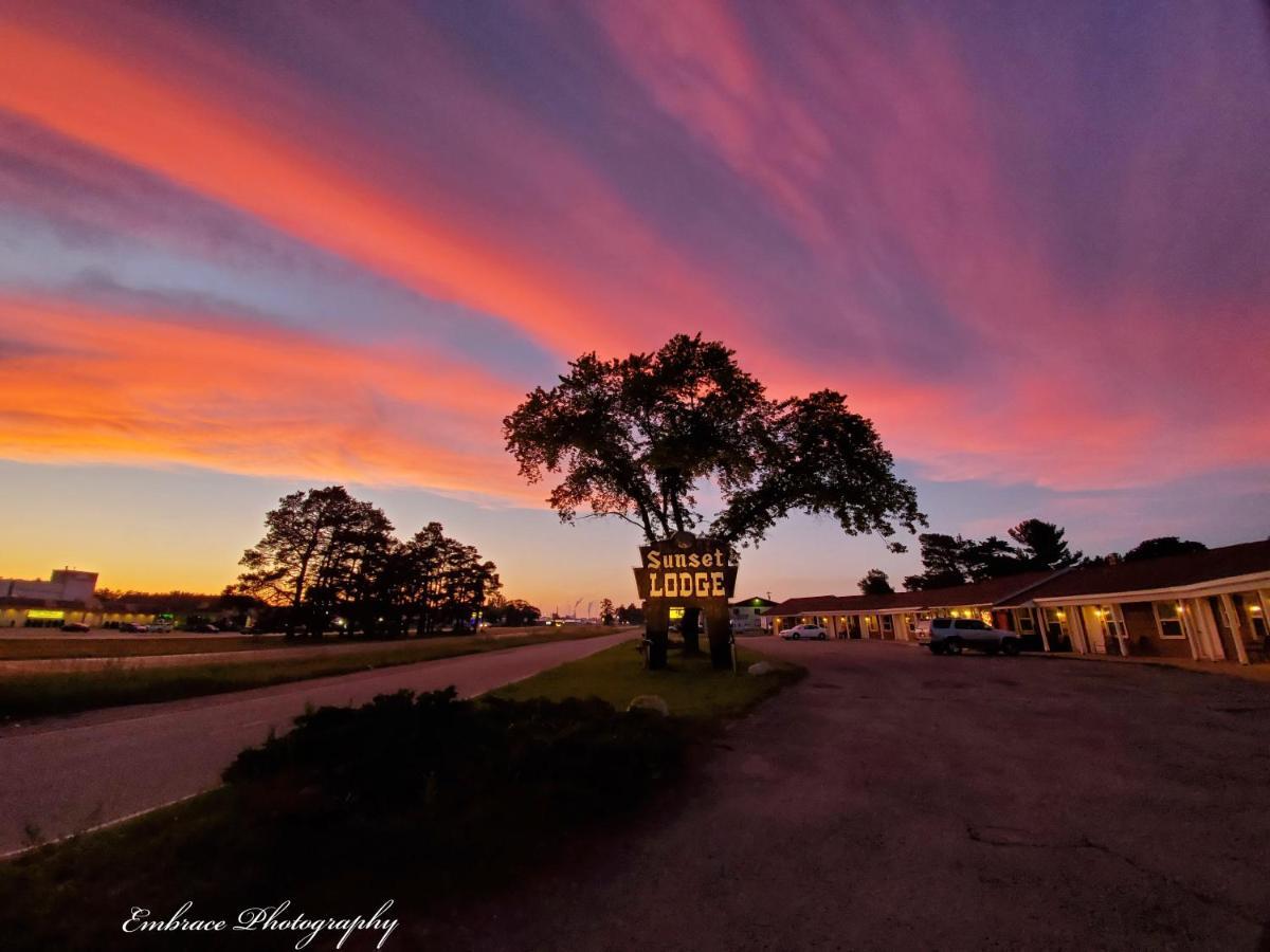 Sunset Lodge Эсканаба Экстерьер фото